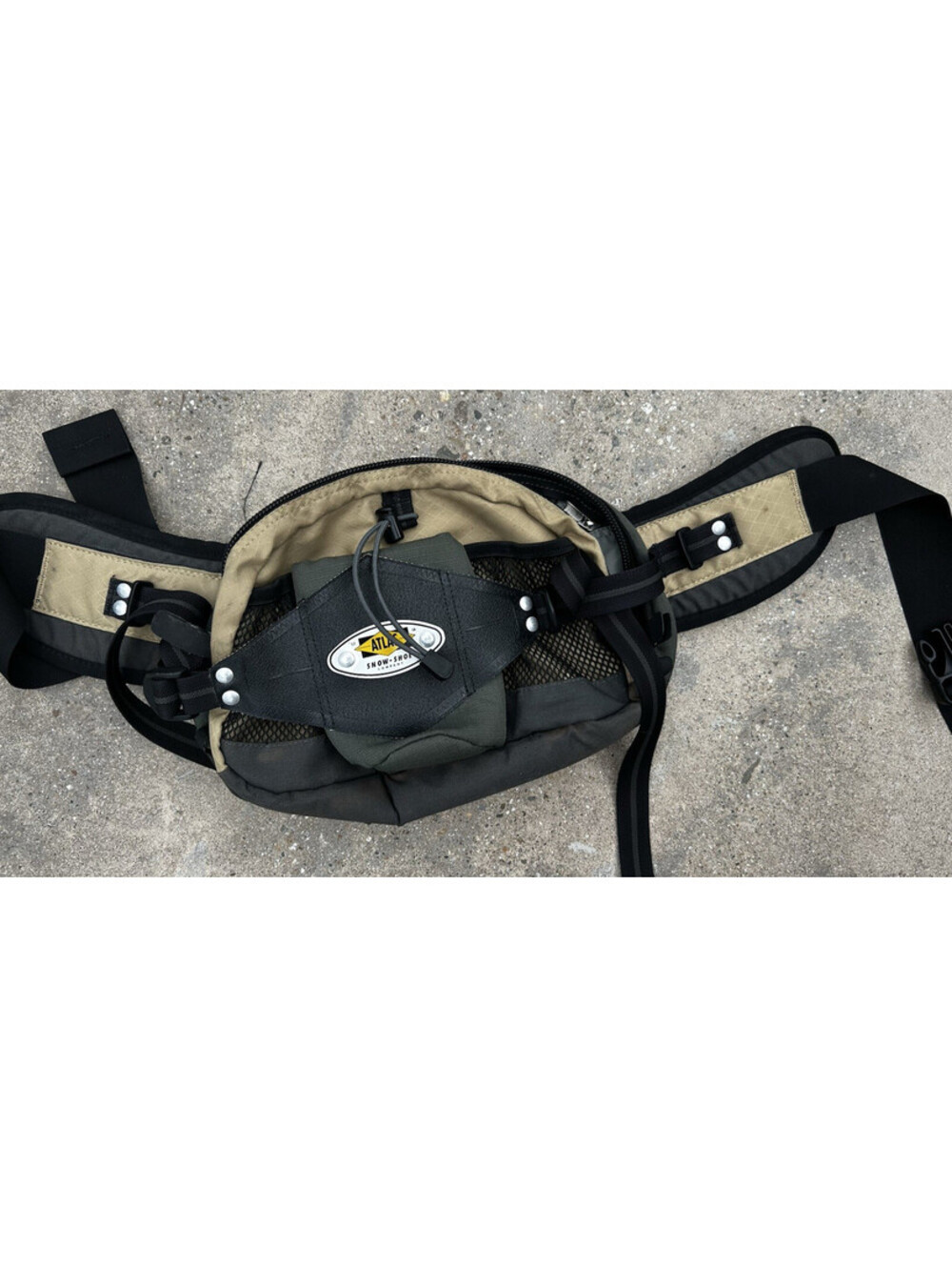 Atlas Snowshoe Fanny Pack Waist Bag Hiking Camping Water Bottle Holders 11" x 8"